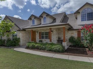 203 Highpoint Way, Georgetown, TX 78626