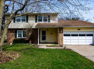 26921 Dumbarton Ct, Elkhart, IN 46514