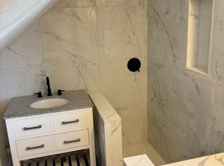 43 Tweed St FLOOR 3, Pawtucket, RI 02861