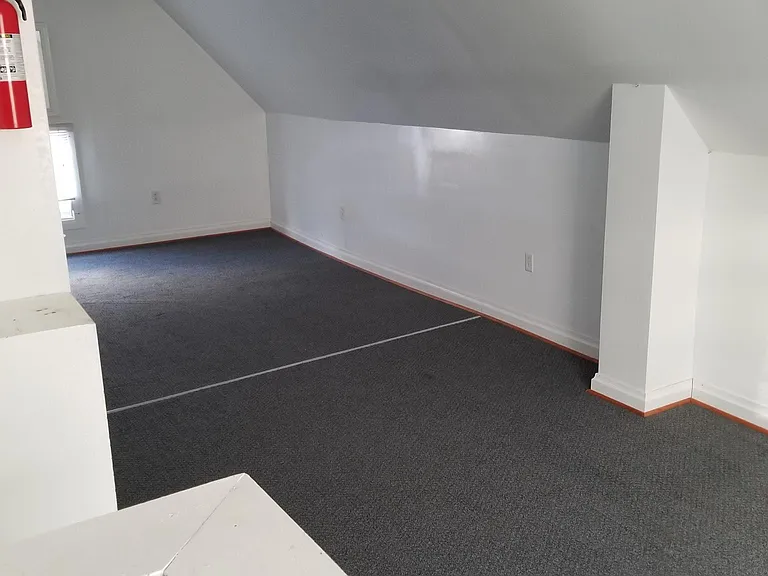 1227 Jefferson Ave — Photo 30