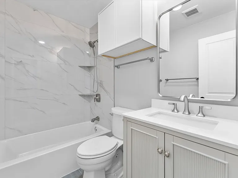 305 Valley Park Dr — Photo 33