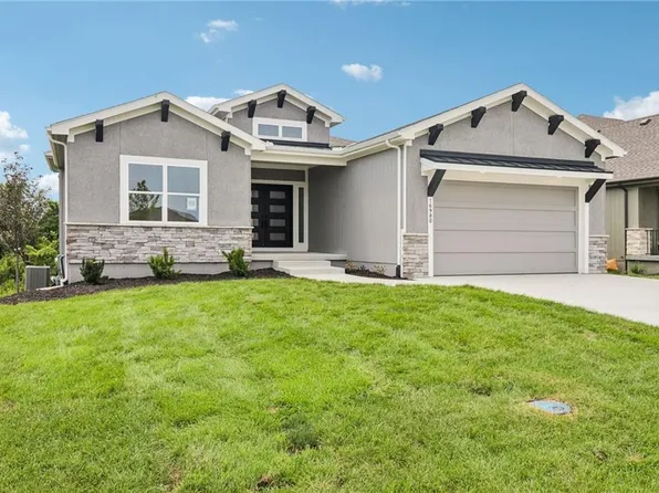 16980 S Bradley Dr, Olathe, KS 66062