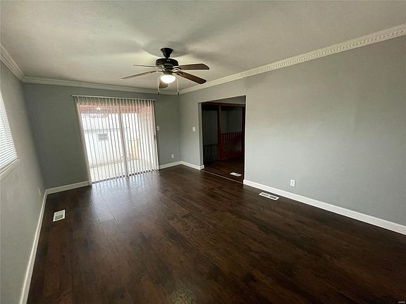 5th image of 2182 Encino Dr