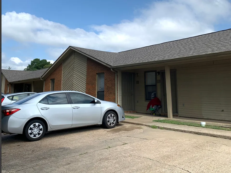 1416 Market Place