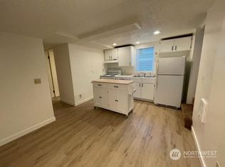 14630 11th Ave SW #1/2, Seattle, WA 98166