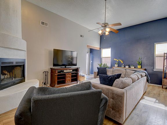 3rd image of 9712 Calle Chamisa NW