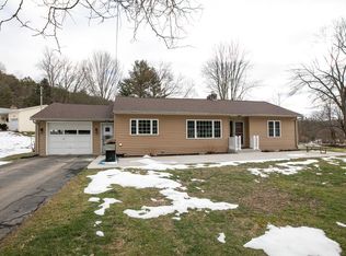 9422 Elm St, Painted Post, NY 14870