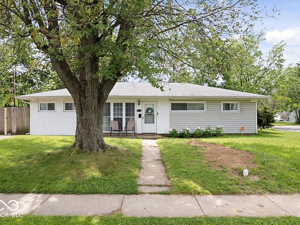 1st image of 4745 N Kenyon Dr