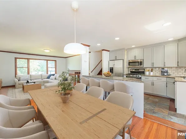 728 Prospect St, Glen Rock, NJ 07452