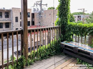 831 W Wellington Ave #3, Chicago, IL 60657