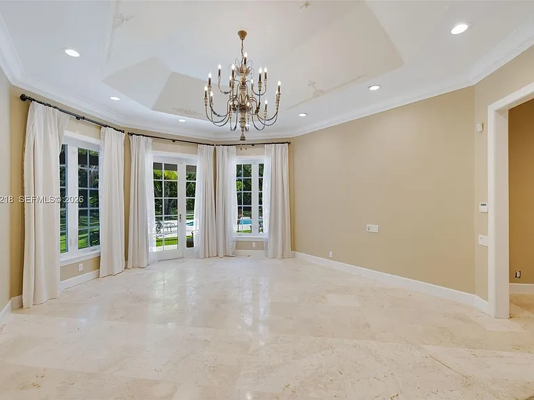 6905 SW 75th Ave — Photo 35