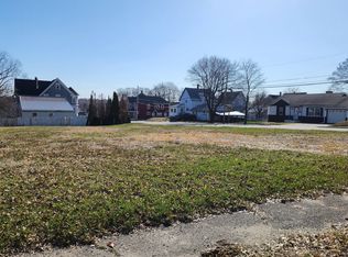 67 Poplar St, Millinocket, ME 04462