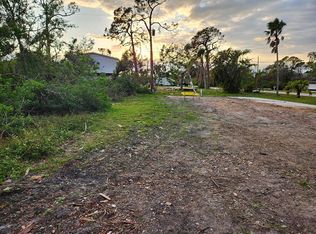 2900 Bourbon St, Englewood, FL 34224