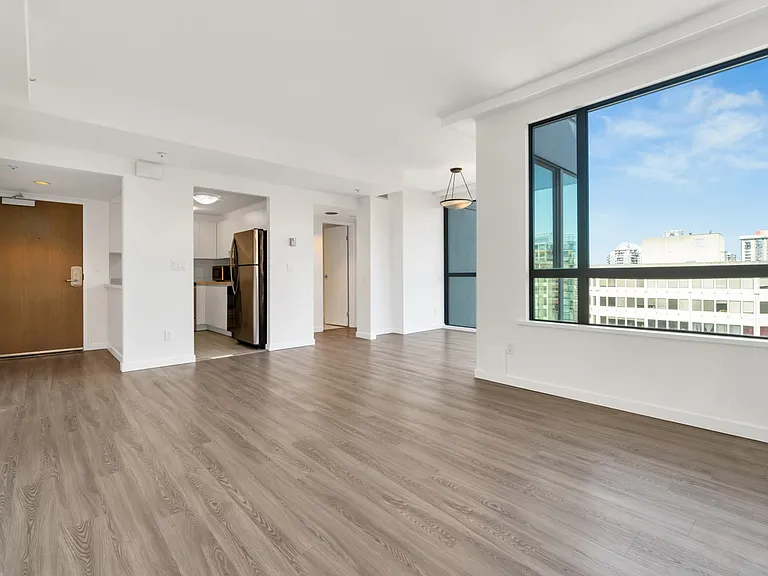1200 Hornby St #1022 — Photo 16