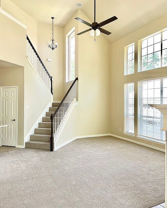 2nd image of 8445 Gateway Dr