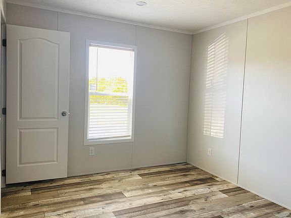 4th image of 600 Holly Dr Lot 2
