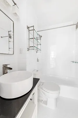 Sold by Compass | media 7