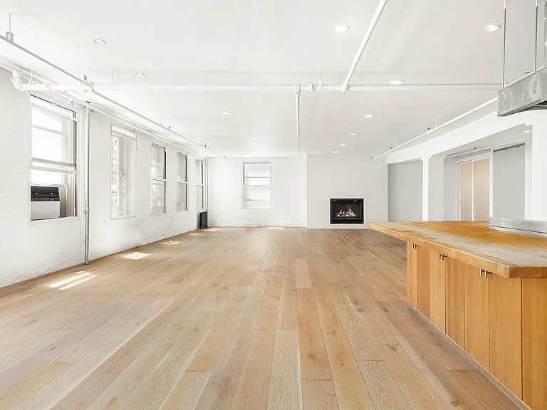 191 Chrystie St #4R — Photo 11