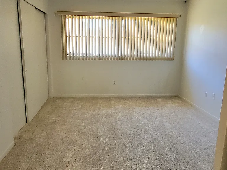 6775 Armand Pl N — Photo 3