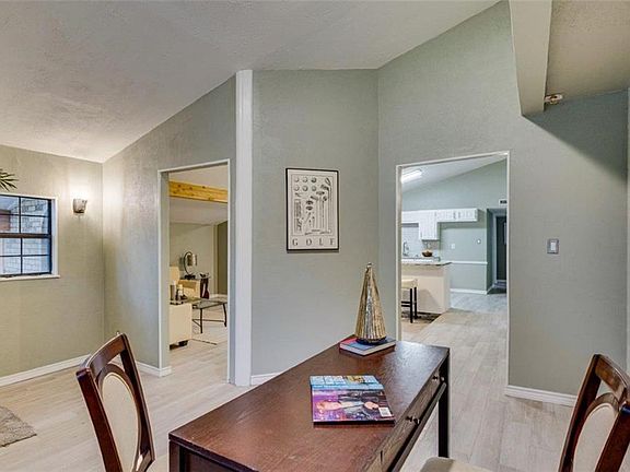 5th image of 3613 Aspenwood Dr