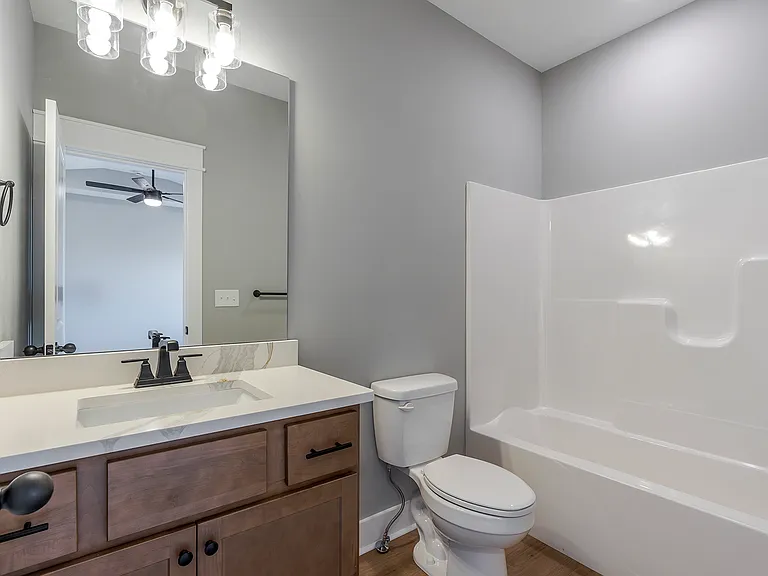 2514 Spring Leaf Ct — Photo 9