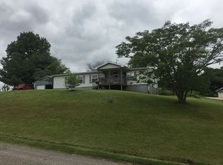 935 Bethel Rd, Marietta, OH 45750