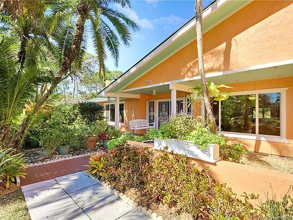 2nd image of 10941 SW Hawkview Cir