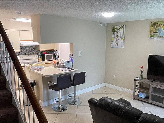 4th image of 17505 NW 67th Pl #I-11