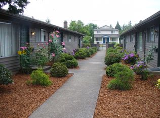 6725-6729 SE Woodstock Blvd, Portland, OR 97206