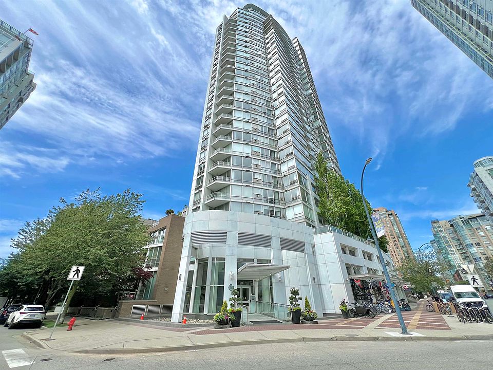 1st image of 1201 Marinaside Cres #1002