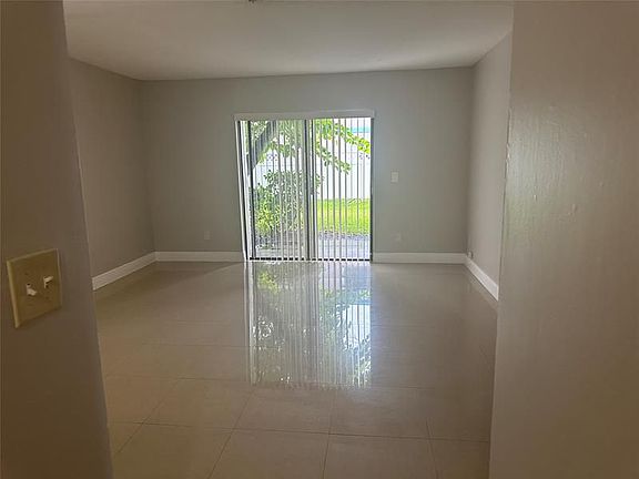 3rd image of 11625 NW 35th Ct