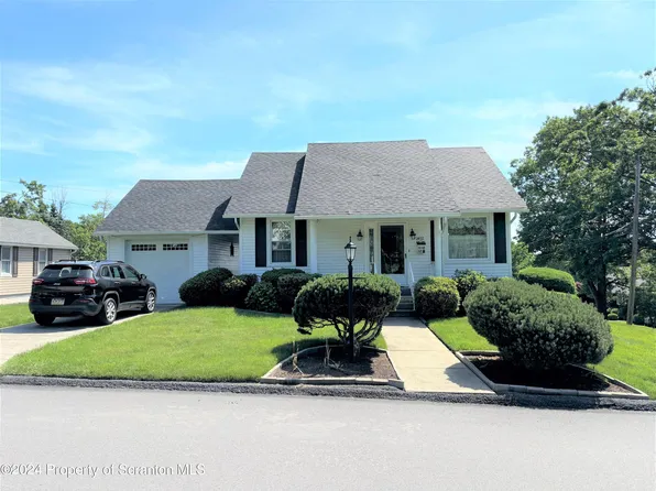1402 Cherry St, Scranton, PA 18505
