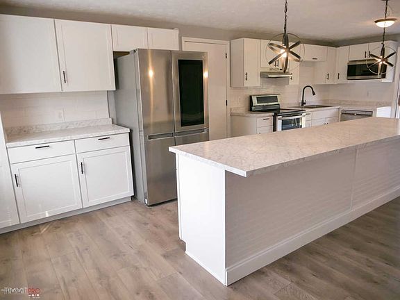 4th image of 8401 Sophist Cir E