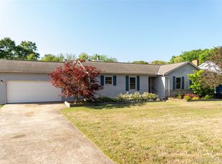 203 Cedar Dr, Enterprise, AL 36330
