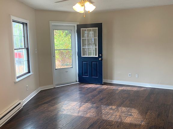 3rd image of 2314 Morton Ave