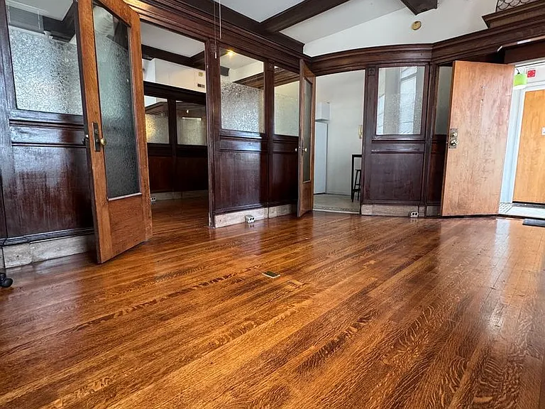 Cigar Factory Apartments — Photo 1