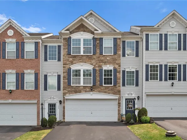 135 Cole Ct, Harmony, PA 16037
