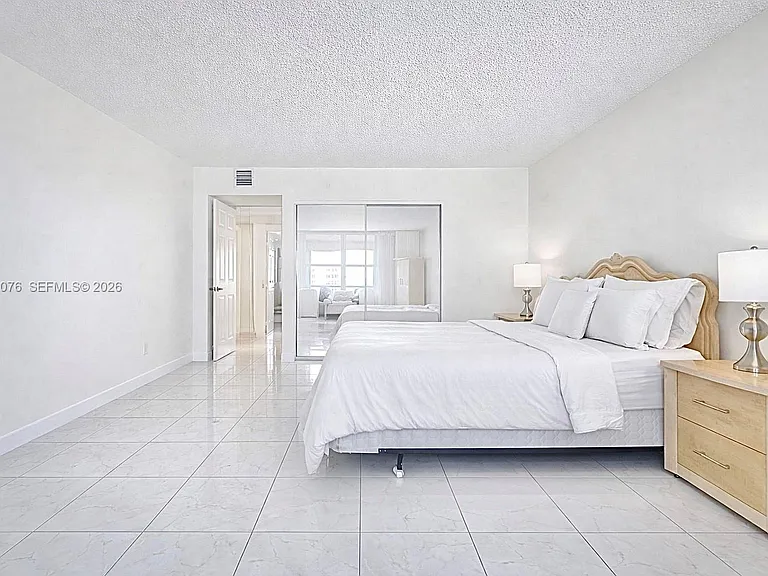 3800 S Ocean Dr #816 — Photo 9