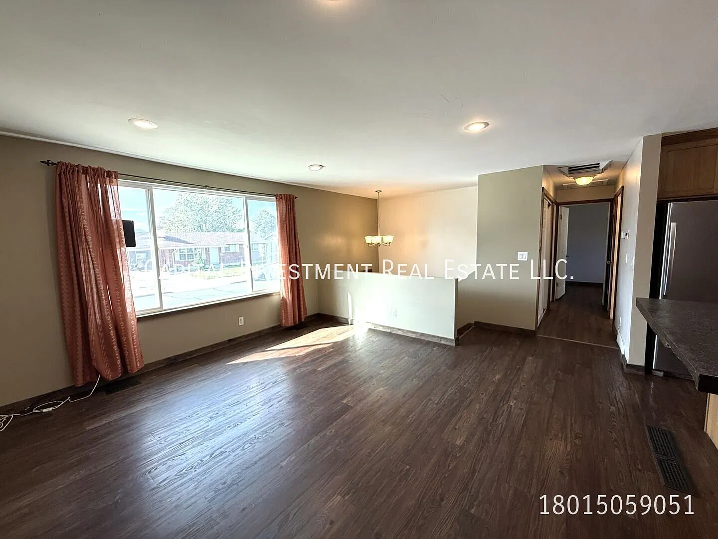 Great Sandy Home 4 bed/2bath — Photo 3