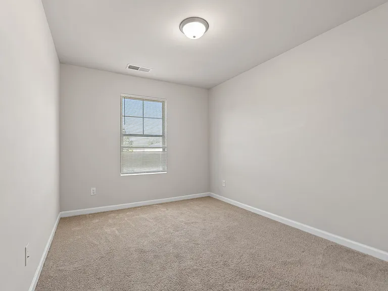 1692 Old Dogwood — Photo 18