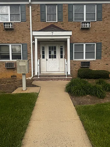 7 Windsor Ter #H Photo 1