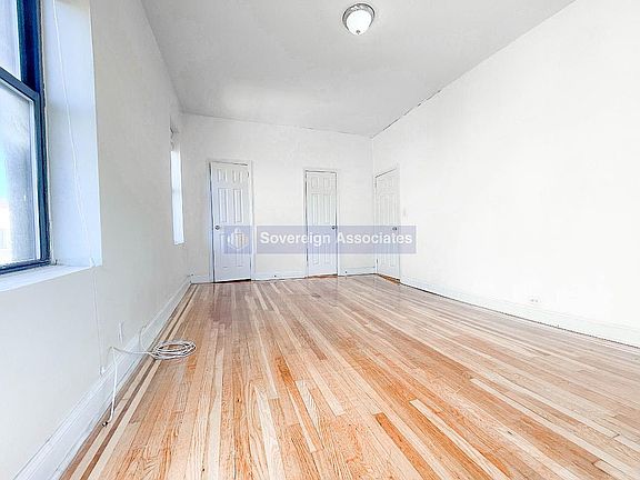 3rd image of 106 Fort Washington Ave APT 6M