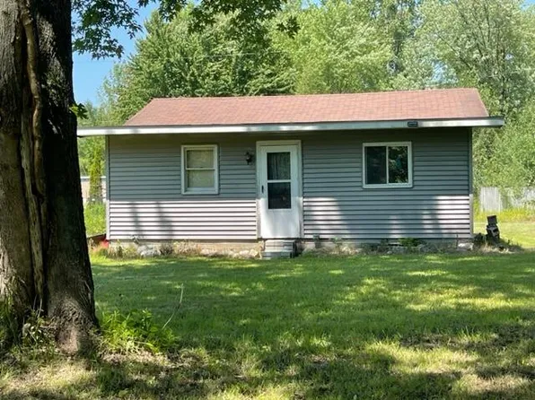 8049 Seventeen Mile Rd, Rodney, MI 49342