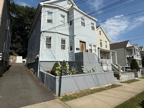 302 Sherman St, Passaic City, NJ 07055