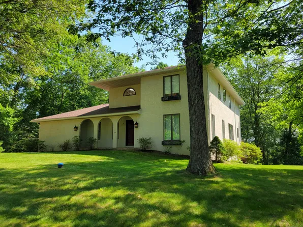 12 Enrico Road, Bolton, CT 06043