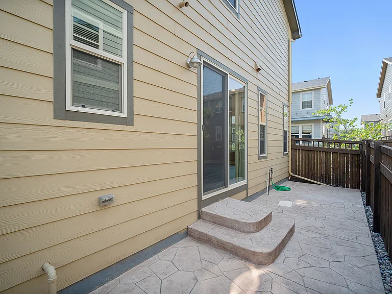 572 S Vance Ct — Photo 22