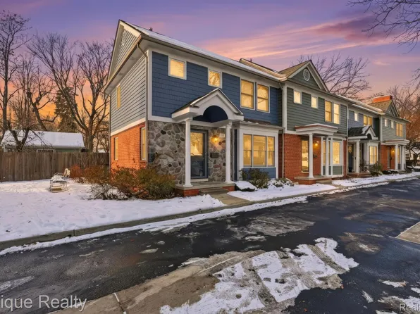 535 W Marshall St, Ferndale, MI 48220