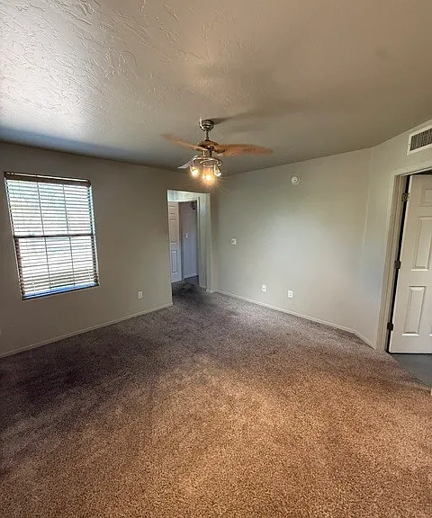 710 N Dodge Blvd — Photo 13