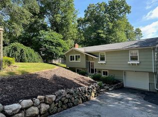 119 Chesterfield Rd, East Lyme, CT 06333