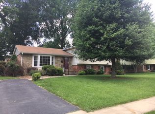 3108 Savoy Dr, Fairfax, VA 22031